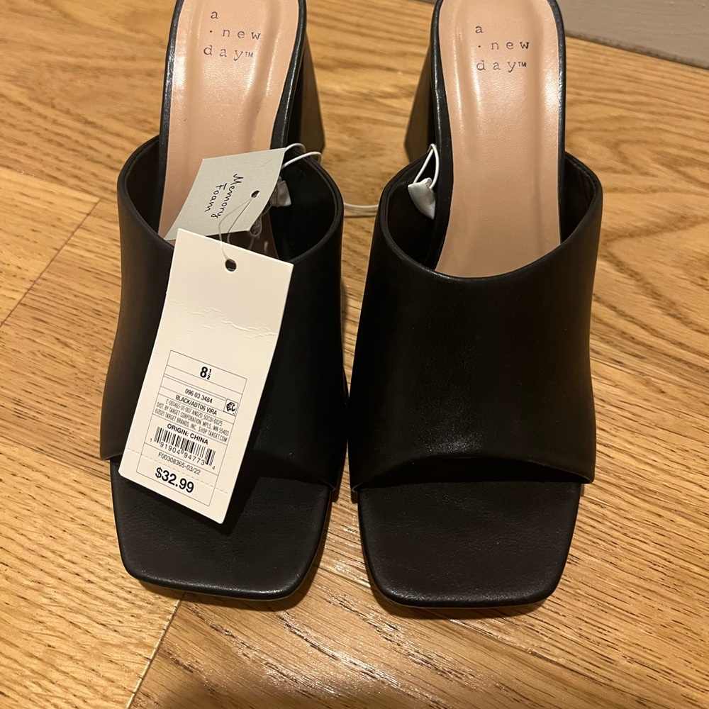 NWT target black heels